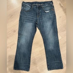 Like New!!! Buffalo David Bitton Men's Slim Boot King Jeans